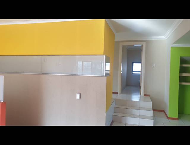 430M² BUILDING FOR SALE IN WOODSTOCK